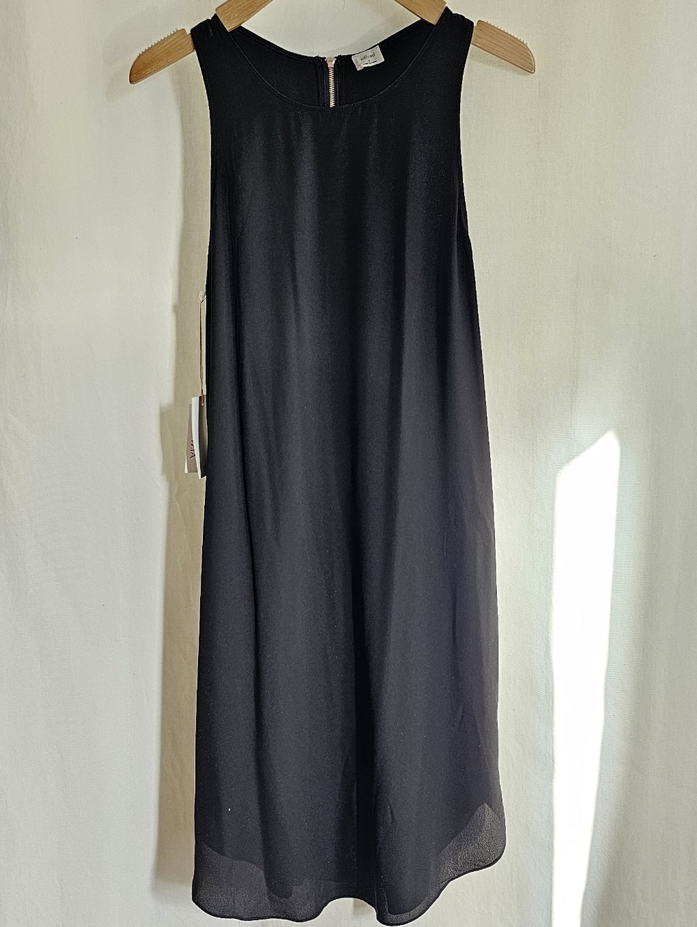 Aritzia Babaton Sebatier Black Chiffon Sleeveless Midi Dress